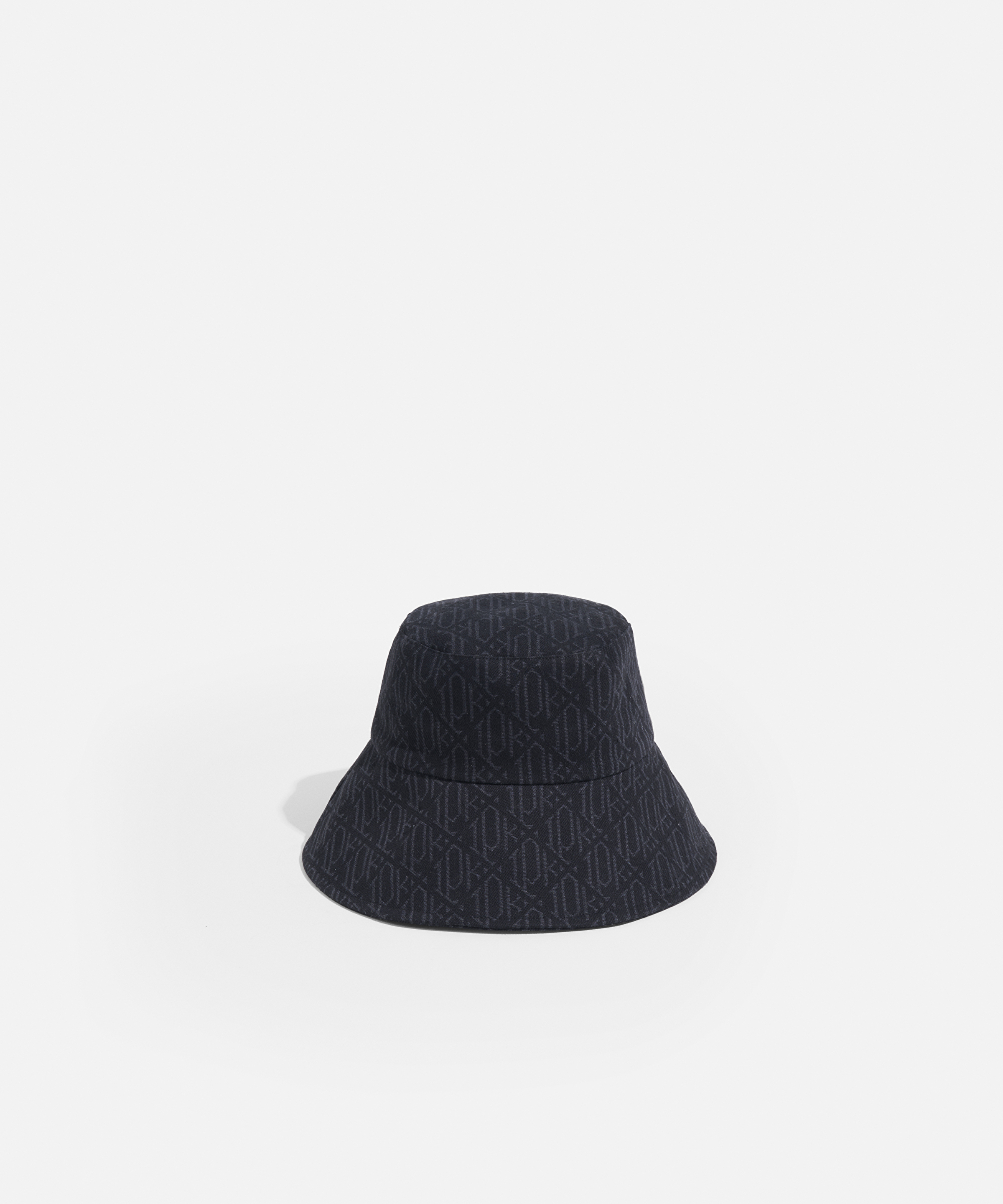 Monogram denim bucket şapka